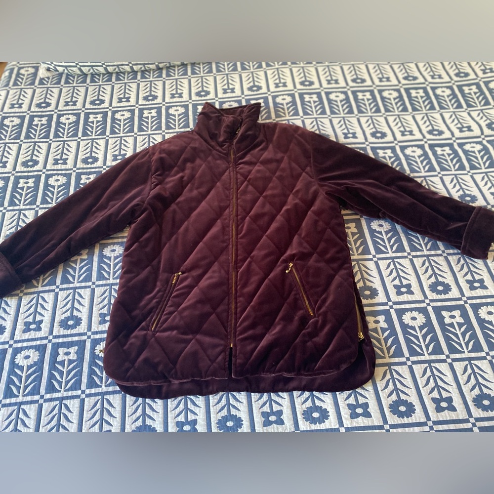 Larry Levine Oversized Eggplant Quilted Velvet Jacket, Size Large